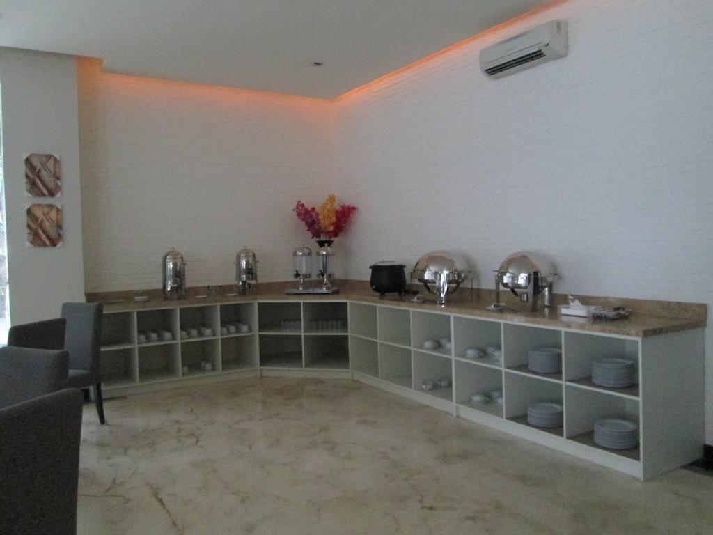 N3 Hotel Jakarta Extérieur photo