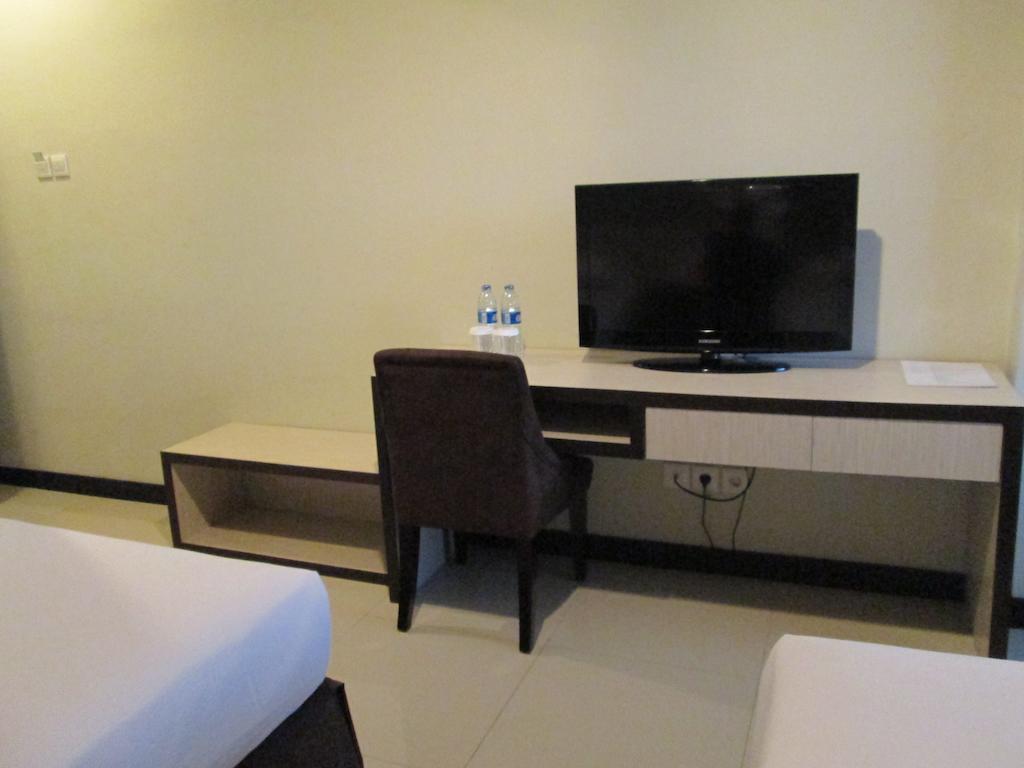 N3 Hotel Jakarta Chambre photo