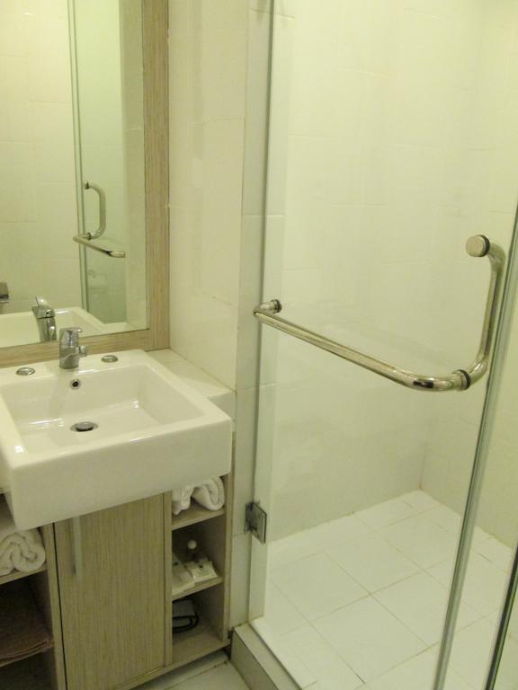 N3 Hotel Jakarta Chambre photo